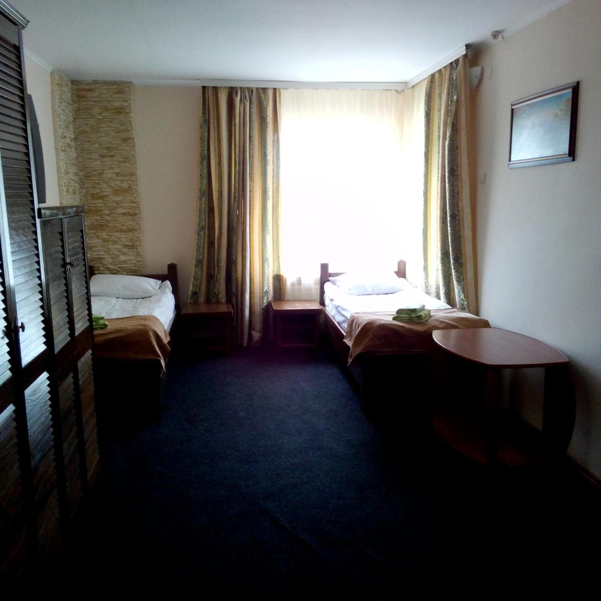 Malyvo Hotel Deliatyn Room photo
